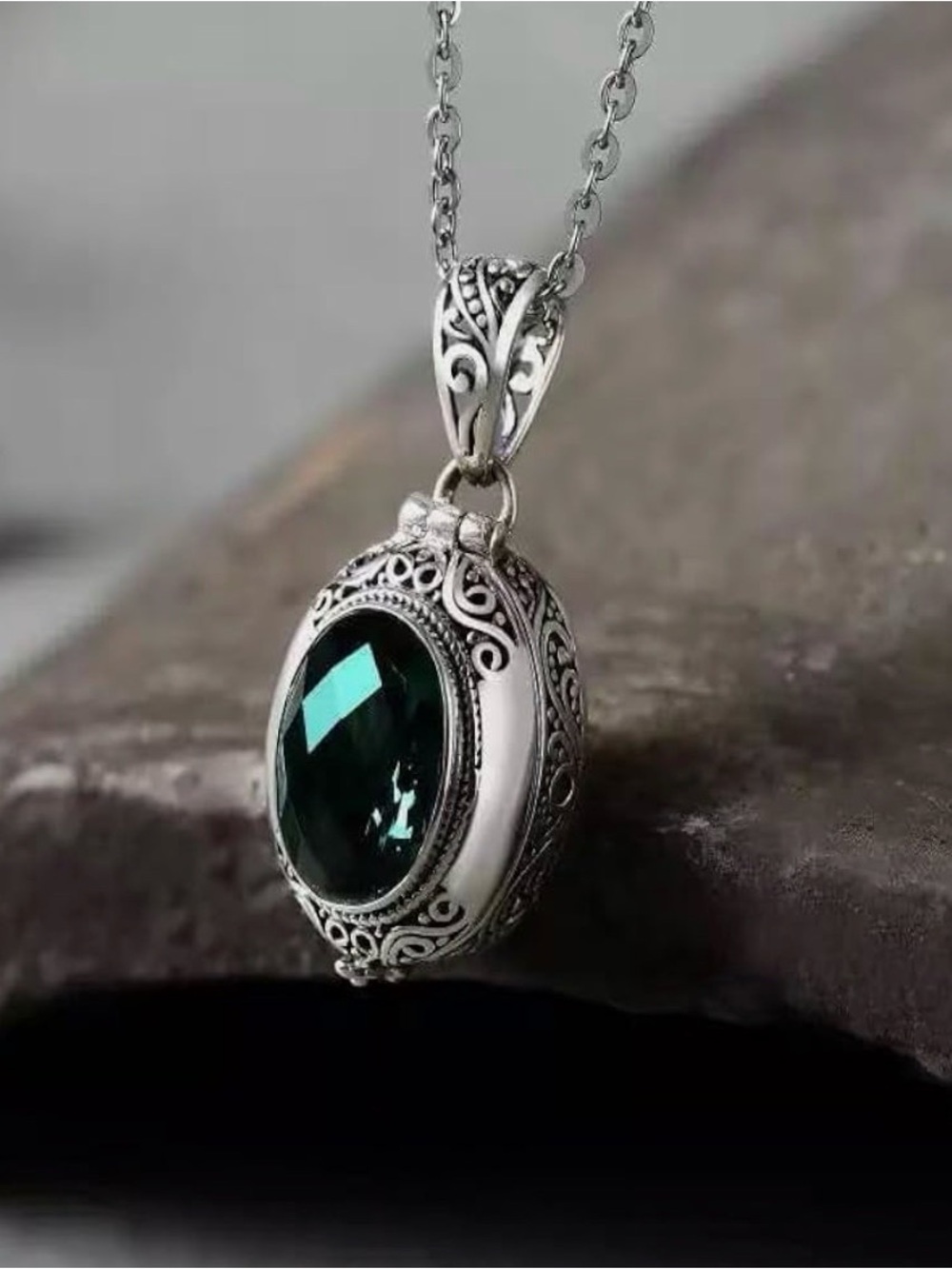 Women’s Box Pendant. Openable. Photo Box Necklace.